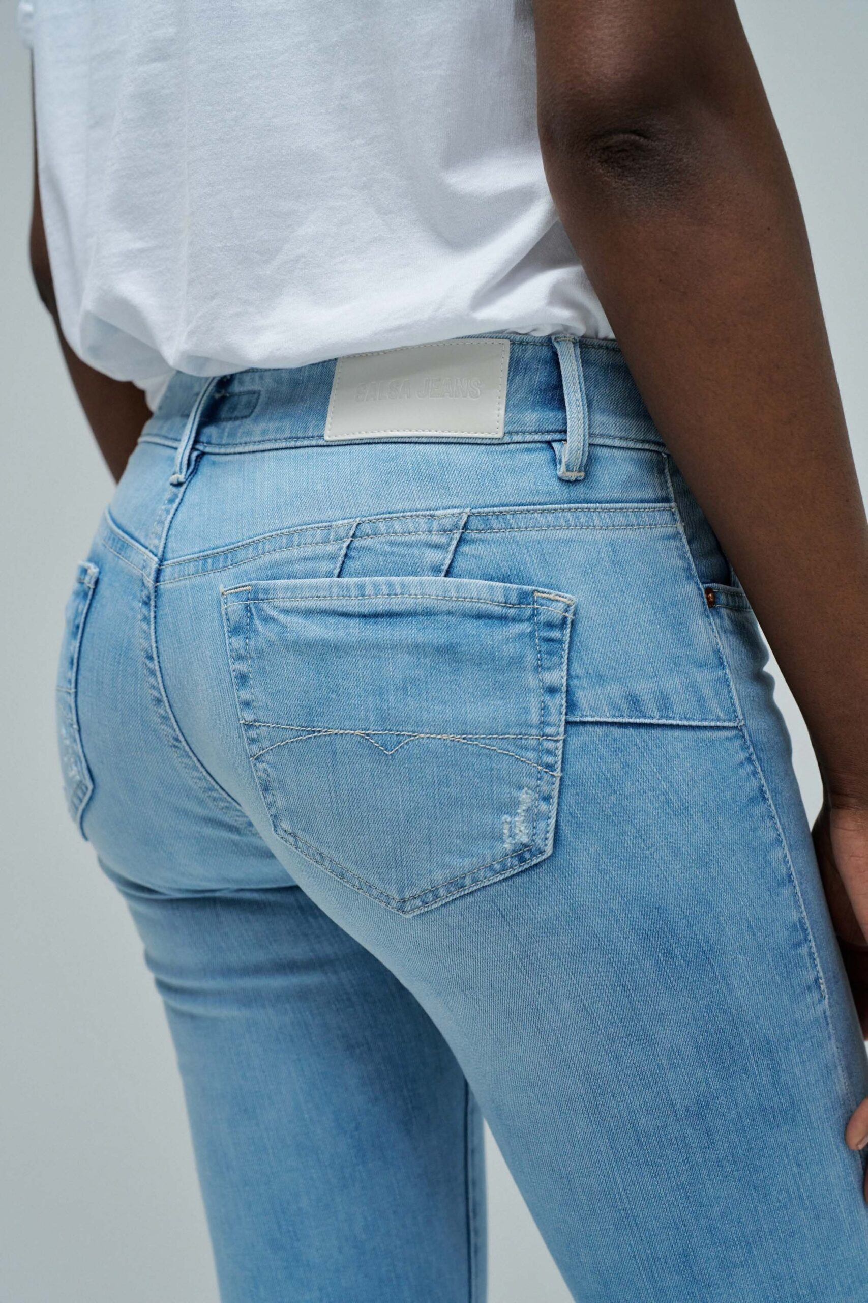 JEAN WONDER PUSH UP CROPPED SKINNY – Image 2