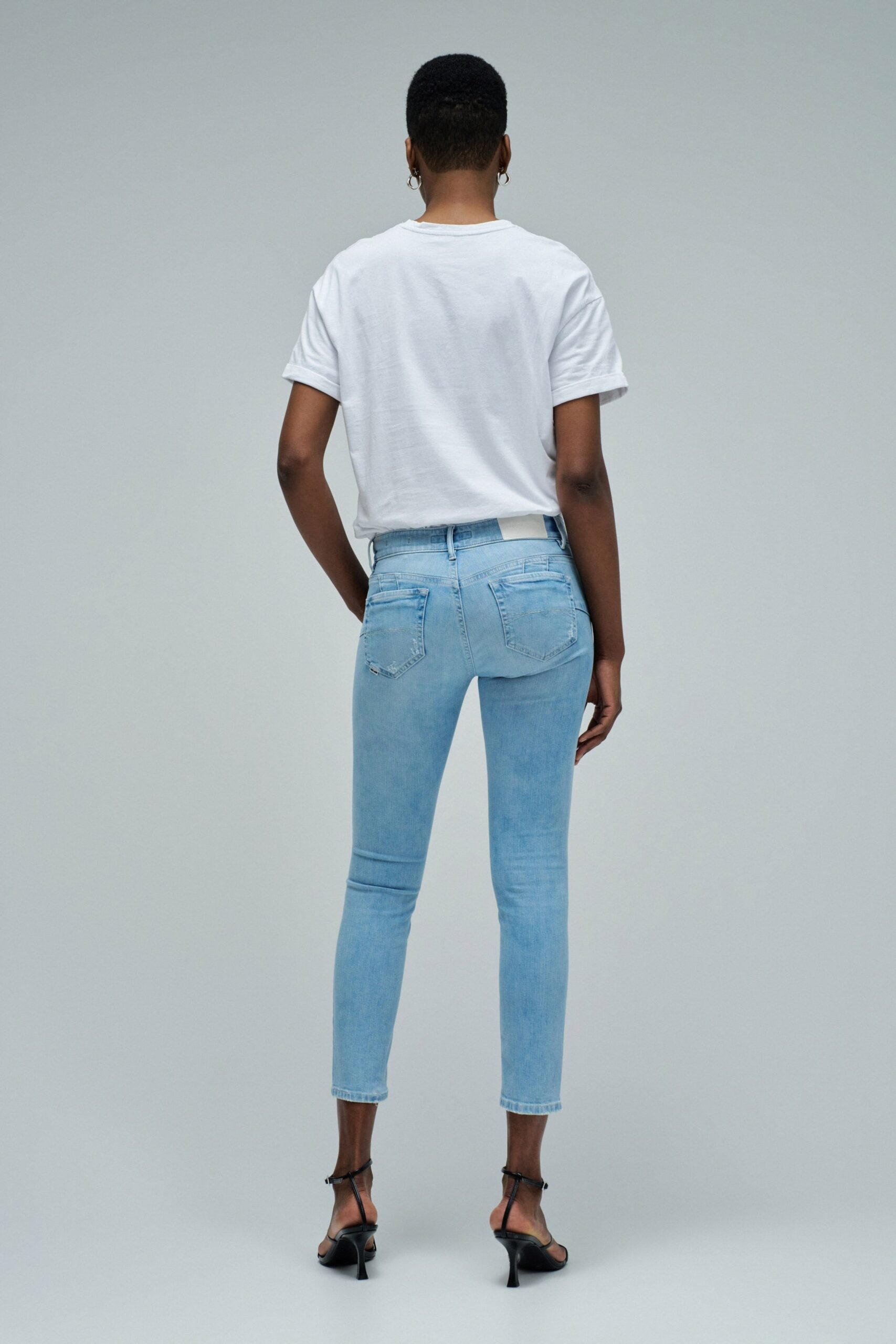 JEAN WONDER PUSH UP CROPPED SKINNY – Image 7