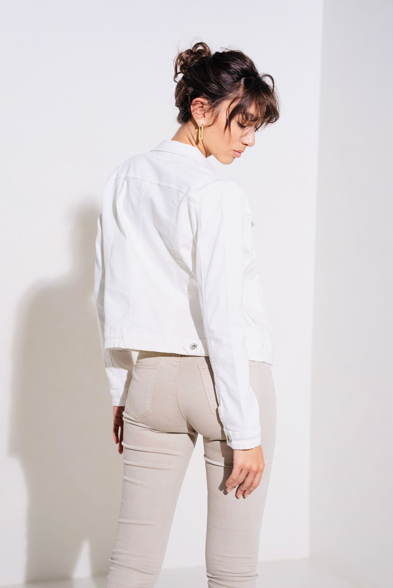 Veste en jeans blanche – Image 2